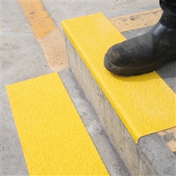 Barrier Group Anti-Slip Stair Nosing 1030x76x30mm BSN103075