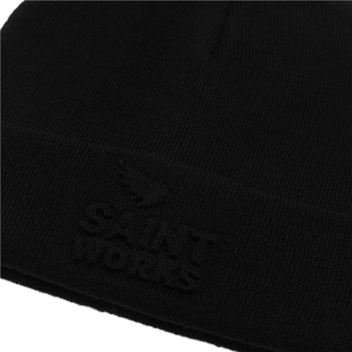 Men's black beanie